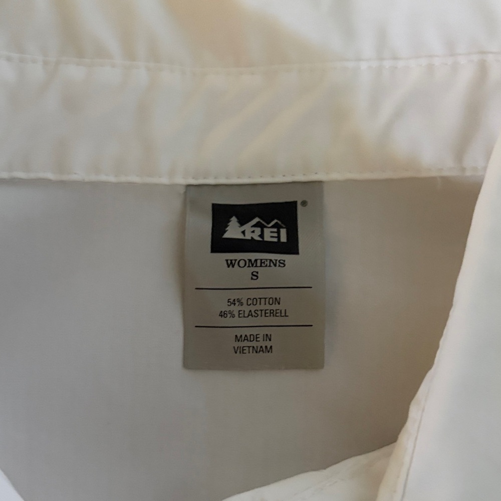 REI White Long-Sleeve Popover Shirt - Picture 2 of 2